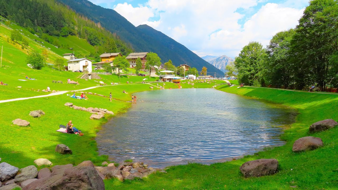 Alpe Corte, Lago e Cascata di Valcanale, Santuario della Madonna delle Grazie - Ardesio (BG).