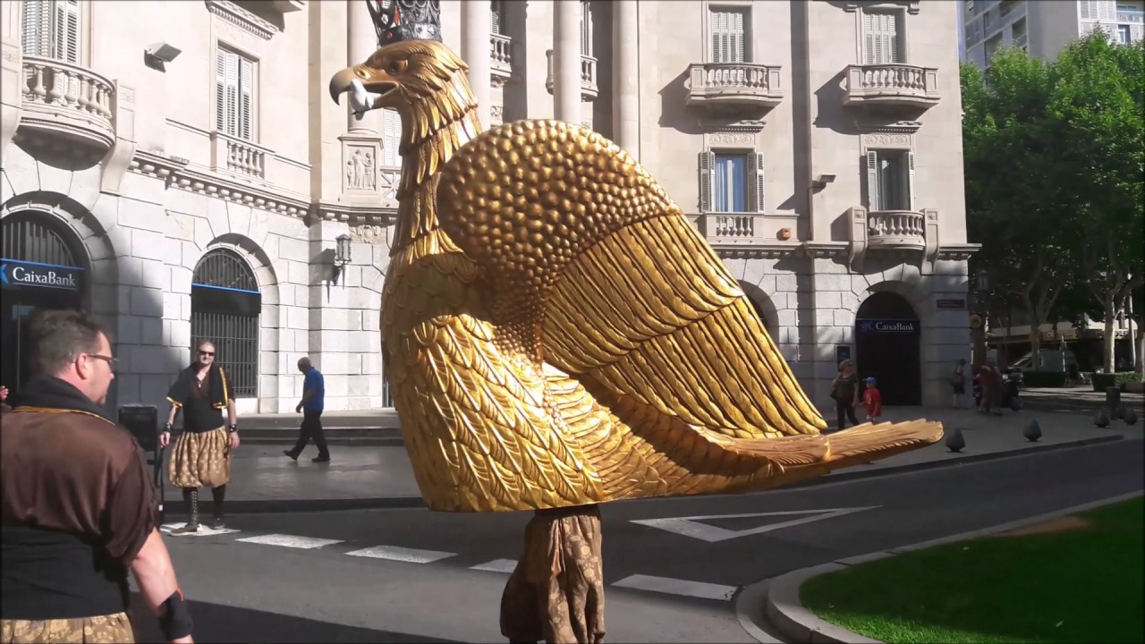 Cercavila de l'Àliga de Reus durant la vigília de Sant Pere 2017