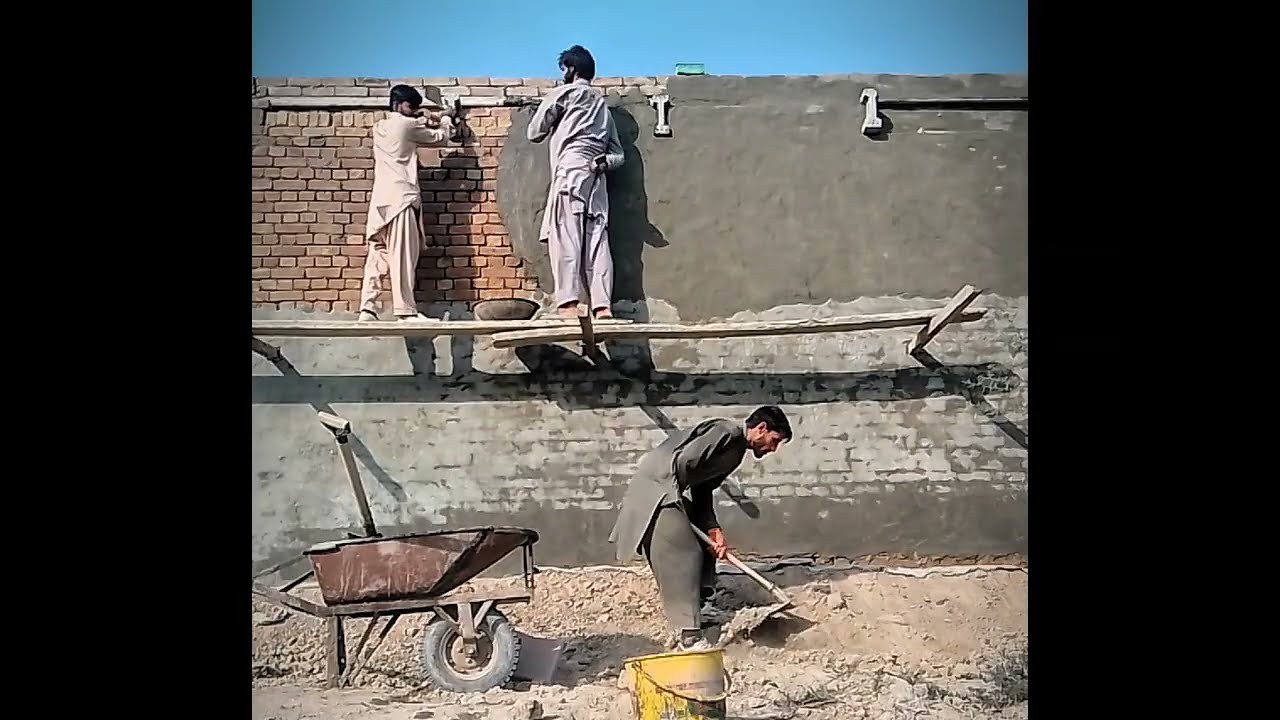 Hard working man 💪 vlog #vlog #construction #contentcreator 