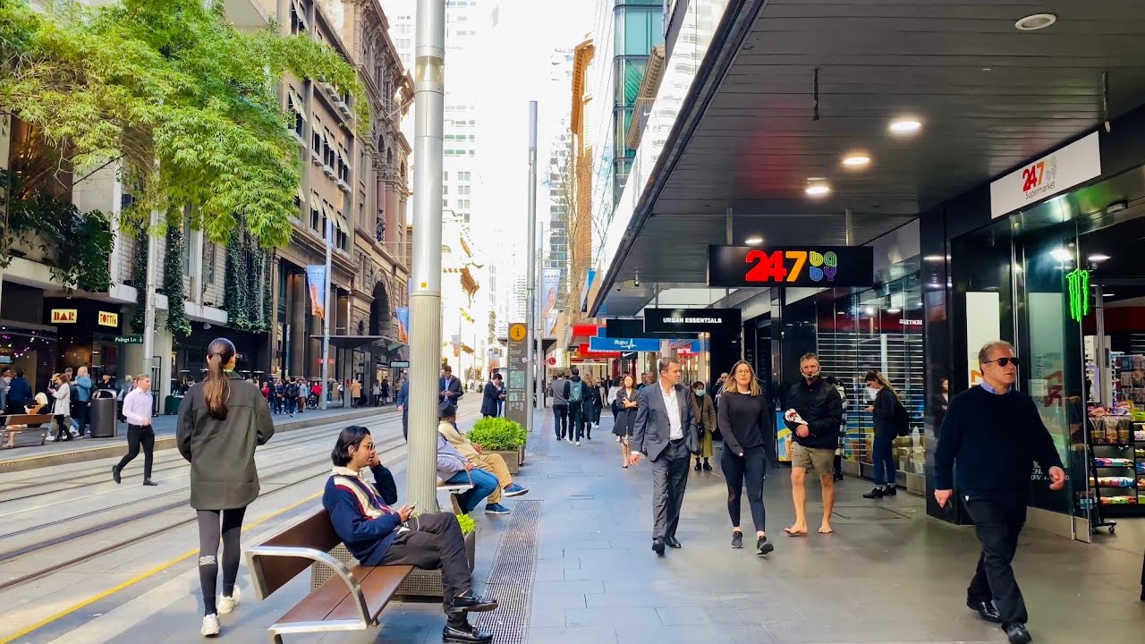 Sydney Australia | Walk along George Street from Circular Quay to Martin Place | Winter Jul 2022