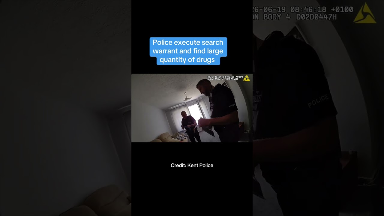 Dramatic moment police raid home linked to suspected drug dealing