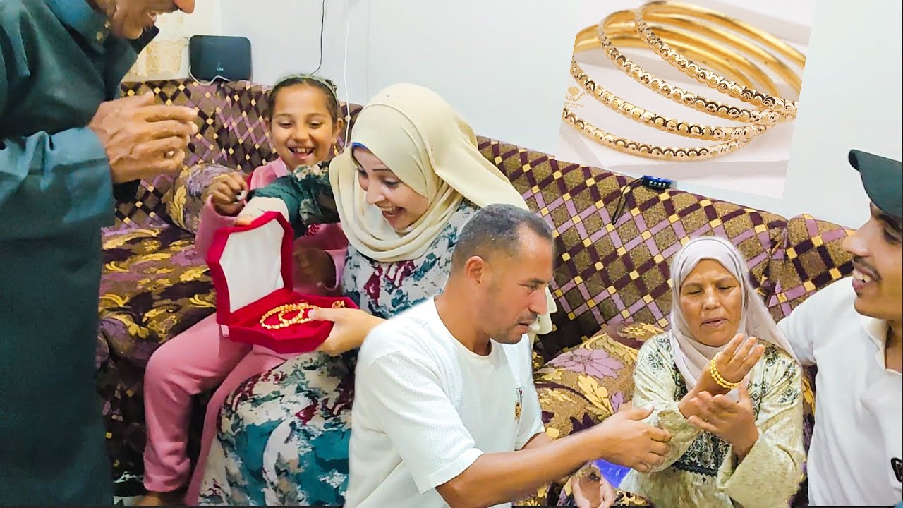 ابو احمد فاجئنى بهديه احلامى💃 في عيد ميلادى ومن شدة الفرحة اغمى عليا