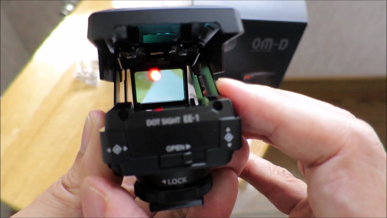 OLYMPUS 防滴機構 DOT SIGHT照準器 EE-1 を防塵・防滴仕様のFinePix S1に取付け