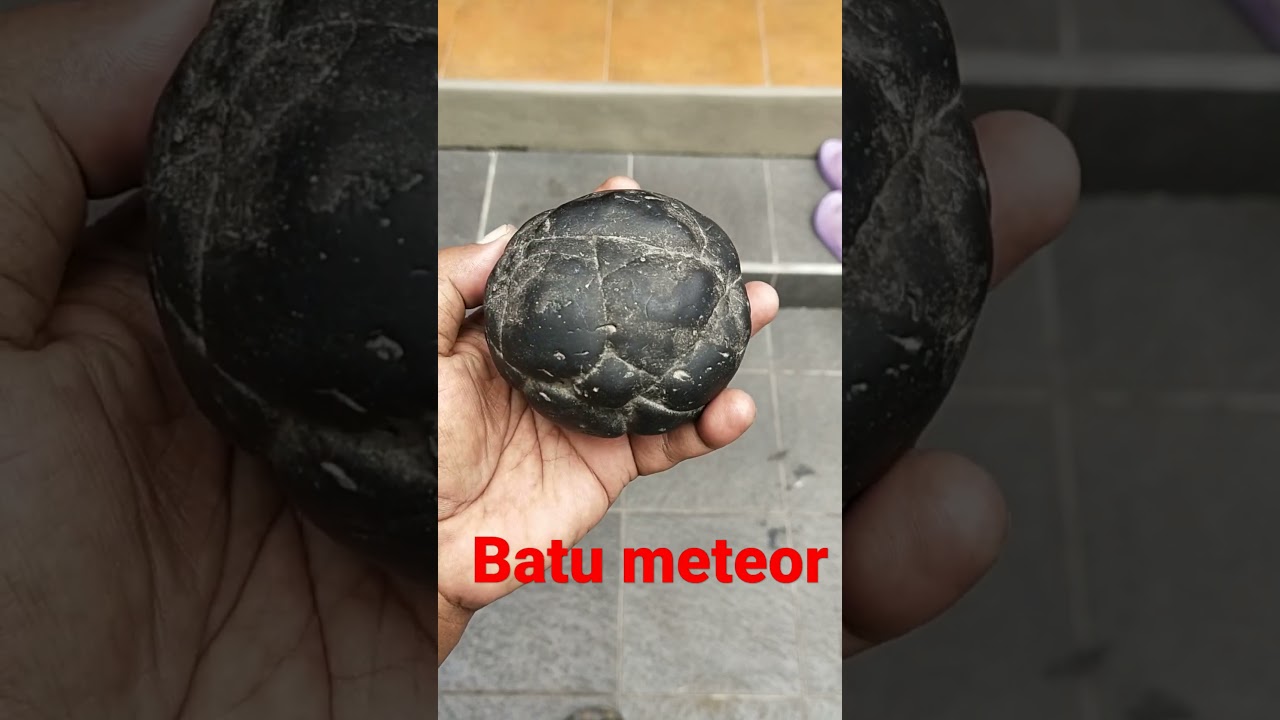 batu meteor buat bahan pamor pada pembuatan keris