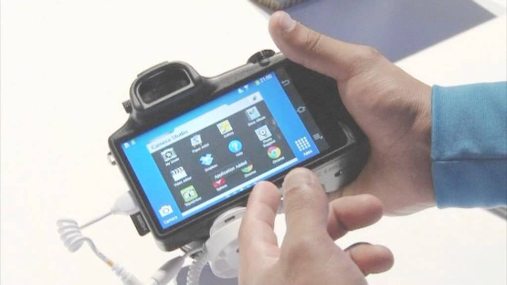 New Samsung Galaxy NX camera & Samsung S4 Active waterproof phone