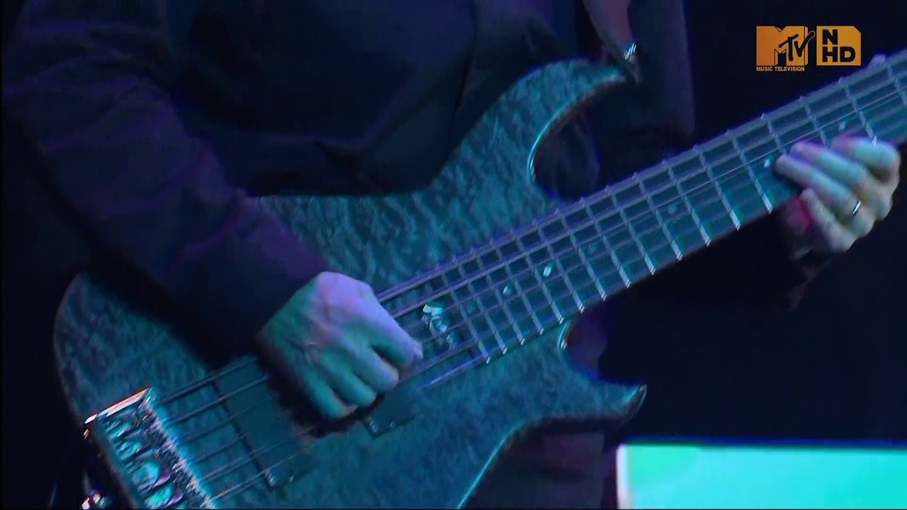 Them Crooked Vultures live @ Rock Am Ring 2010 (Full show)