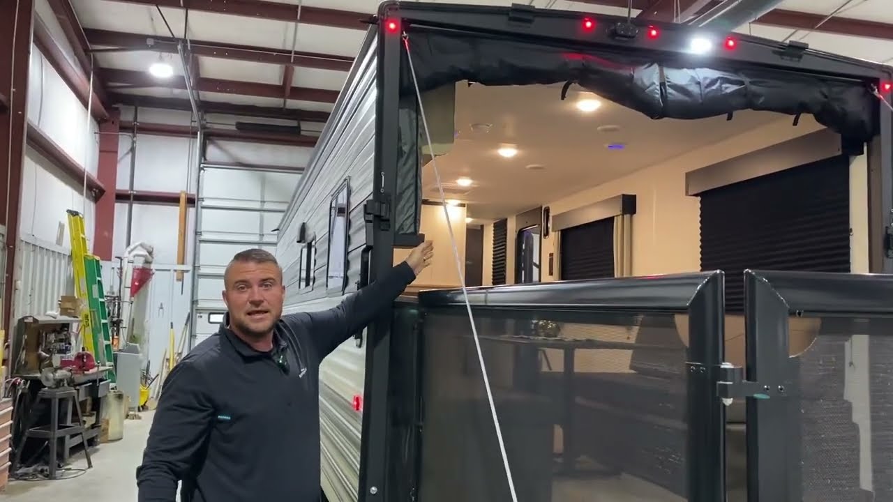 2026 Cherokee Grey Wolf 25RRT Toyhauler
