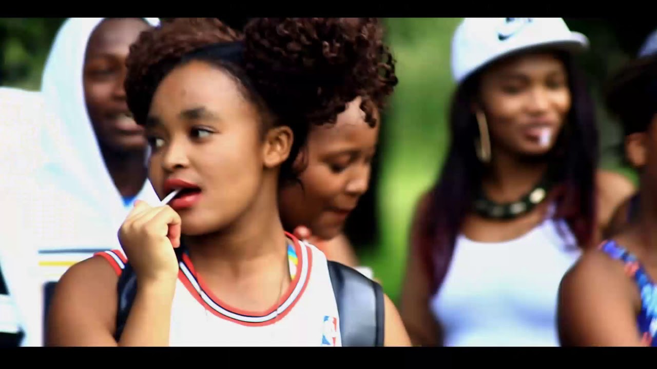 PRO TWERKERS ON MONEY CHICKS AND KICKS MUSIC VIDEO BY SNIPER KING FT N-TIDA