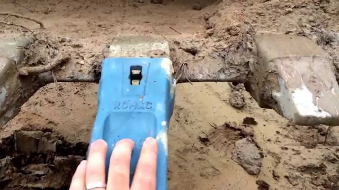 Replacing Bucket Teeth on the Link Belt Excavator