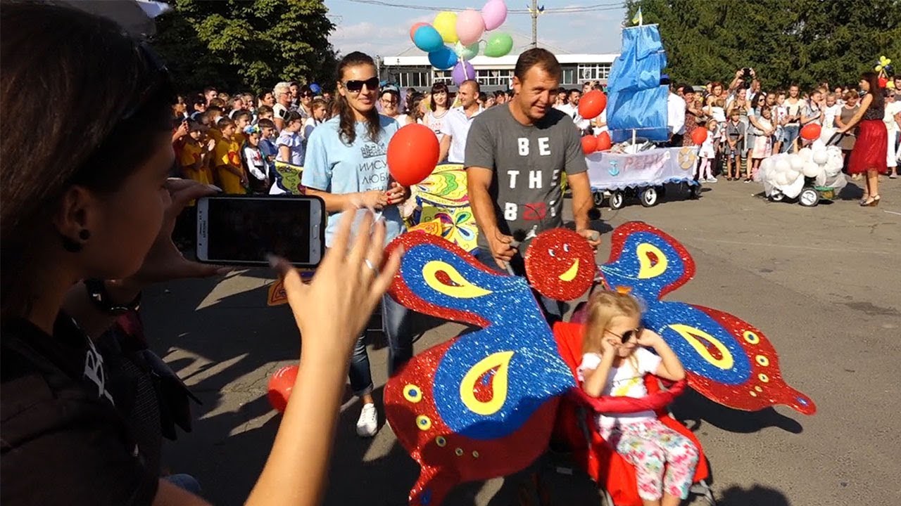 В Рени впервые прошел парад колясок!