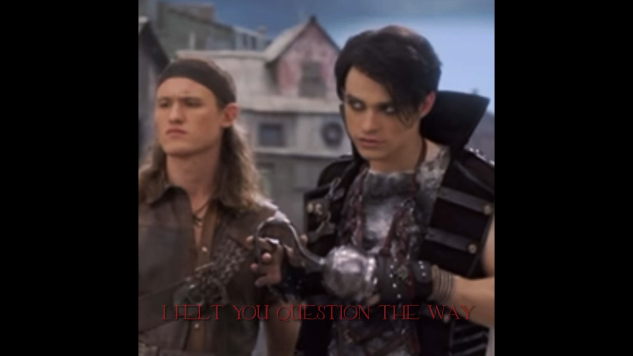 Harry Hook || Seventeen #descendants #harryhook #thomasdoherty #uma #chinamcclain #edit #disney