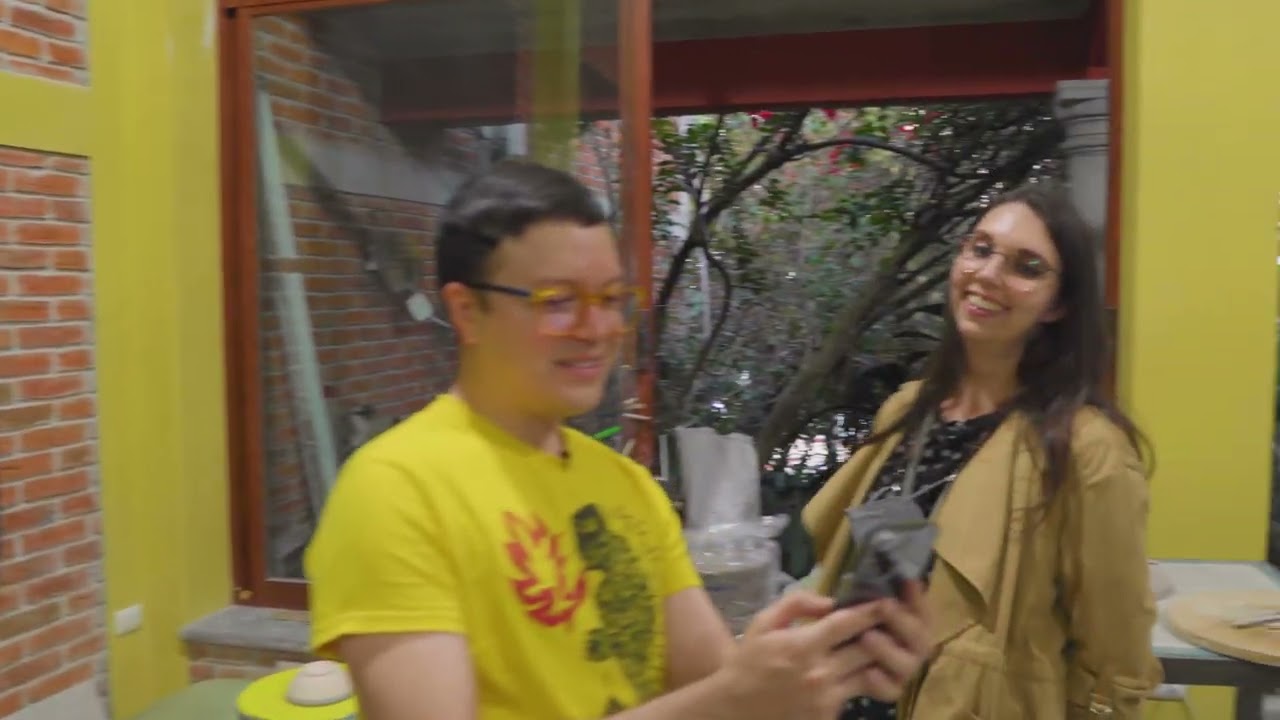 En Xalapa no pudimos dejar de visitar al afamado artista joven Abel Zavala, ceramista prolífico!