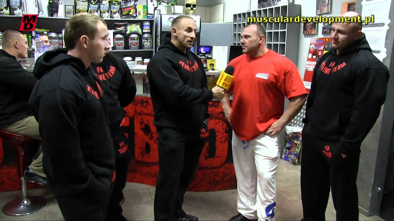 Allaround - FA Xtreme Team w siłowni Futurebody