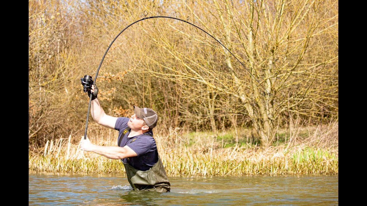 Lewis Dabell of Code Rods 200yrds Cast