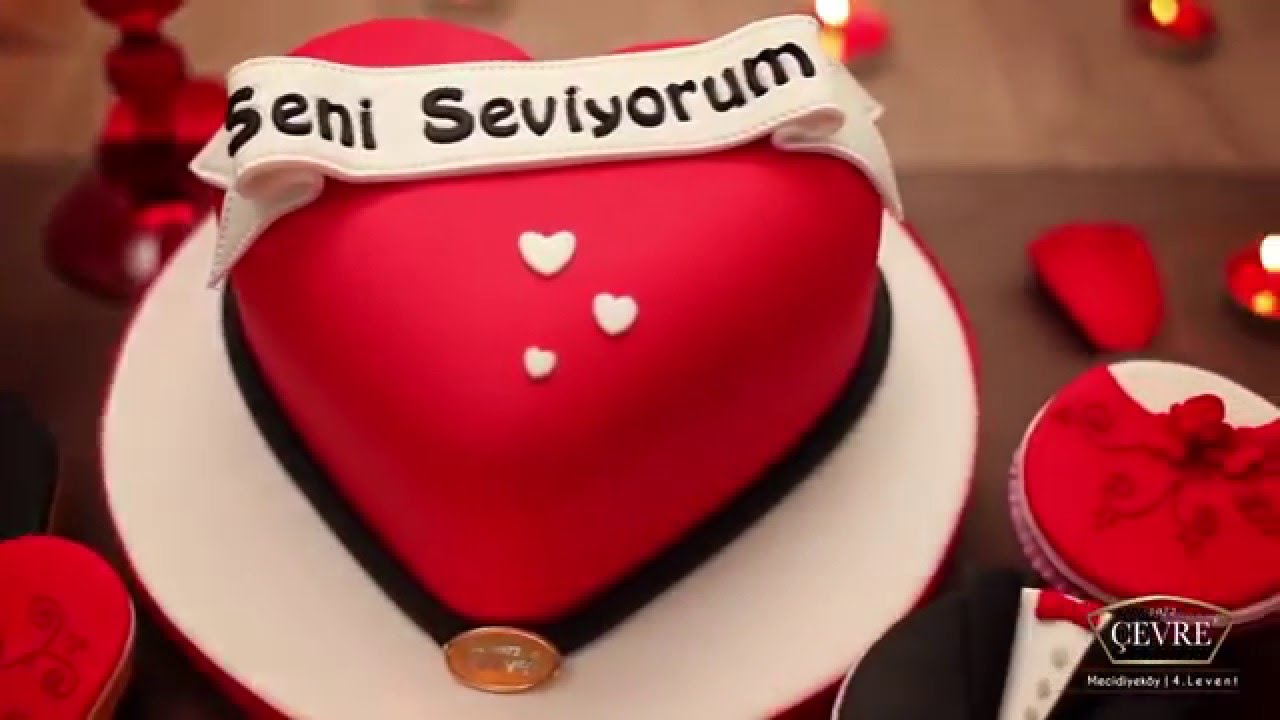 Çevre Pastaneleri | Sevgililer Günü'ne özel pasta, cupcake ve kurabiye