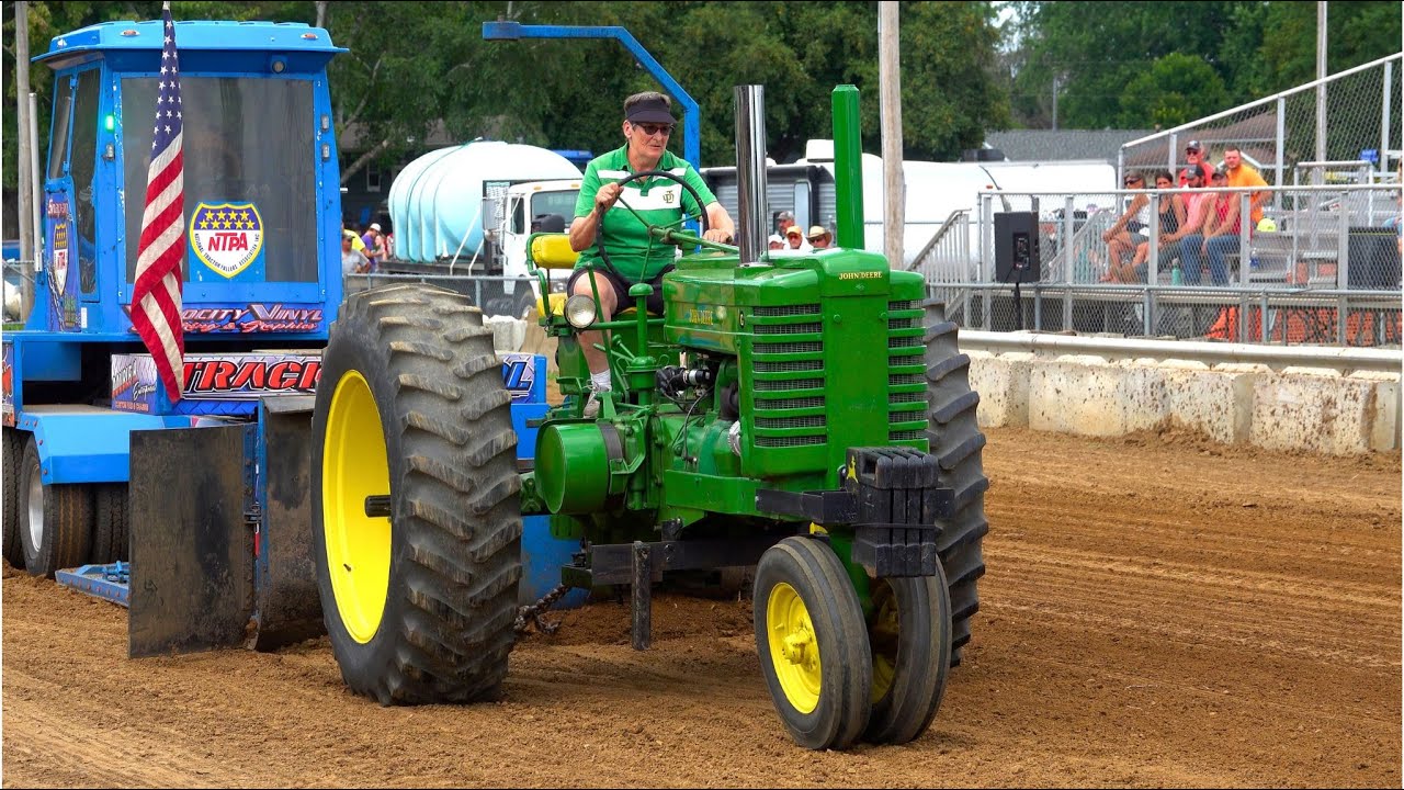 John Deere Tractor Pulling in Mondovi, WI 2024!