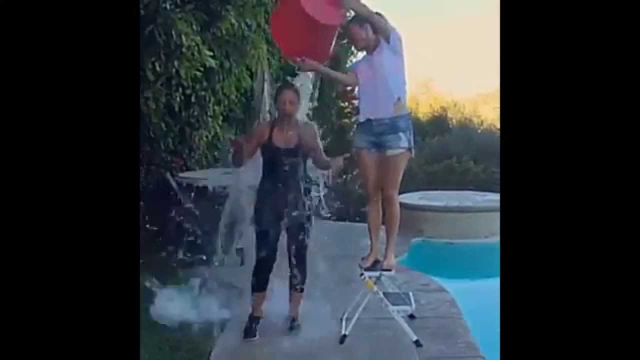 Leah Remini - Funniest ALS Ice Bucket Challenge