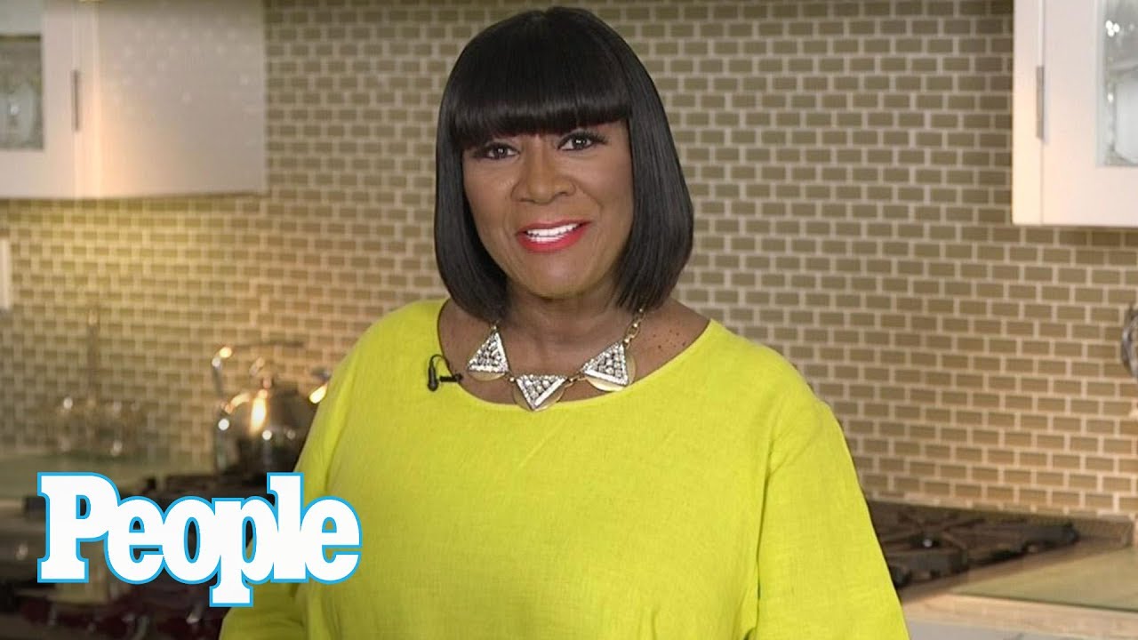 Patti LaBelle Teaches You How To Make Her Famous Lemon Bars! | People NOW | People