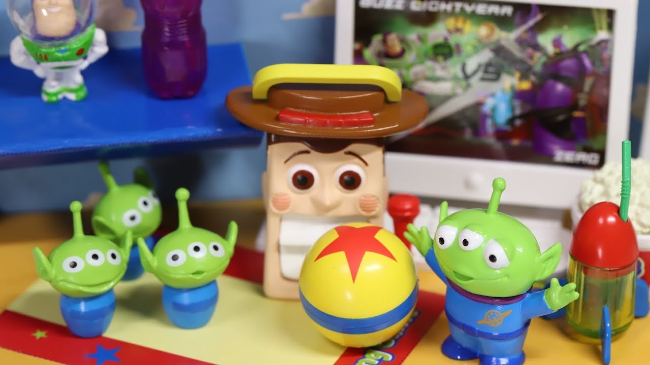 Re-MeNT Miniature Figure Alien and Woody