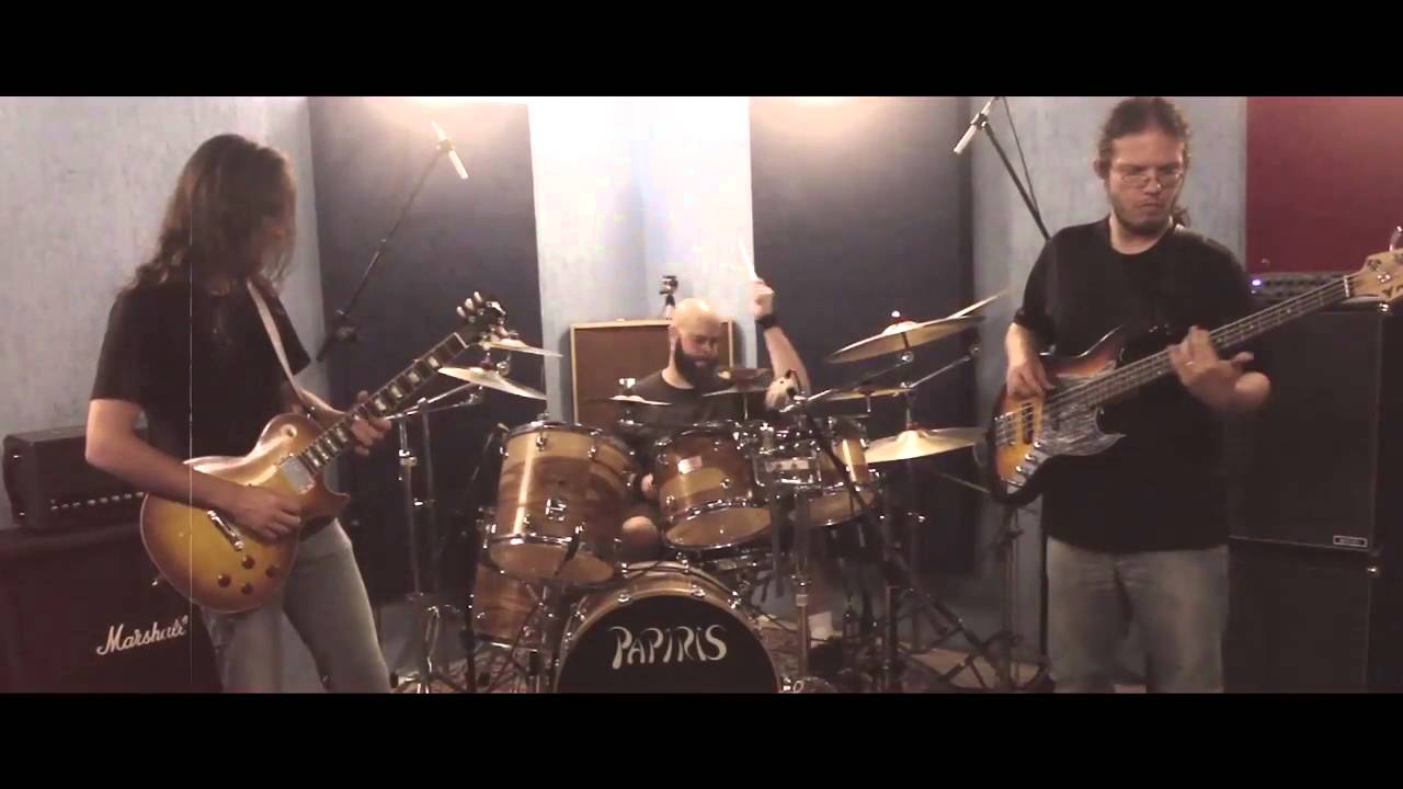 StringBreaker and the StuffBreakers featuring TORO - 75's Spring