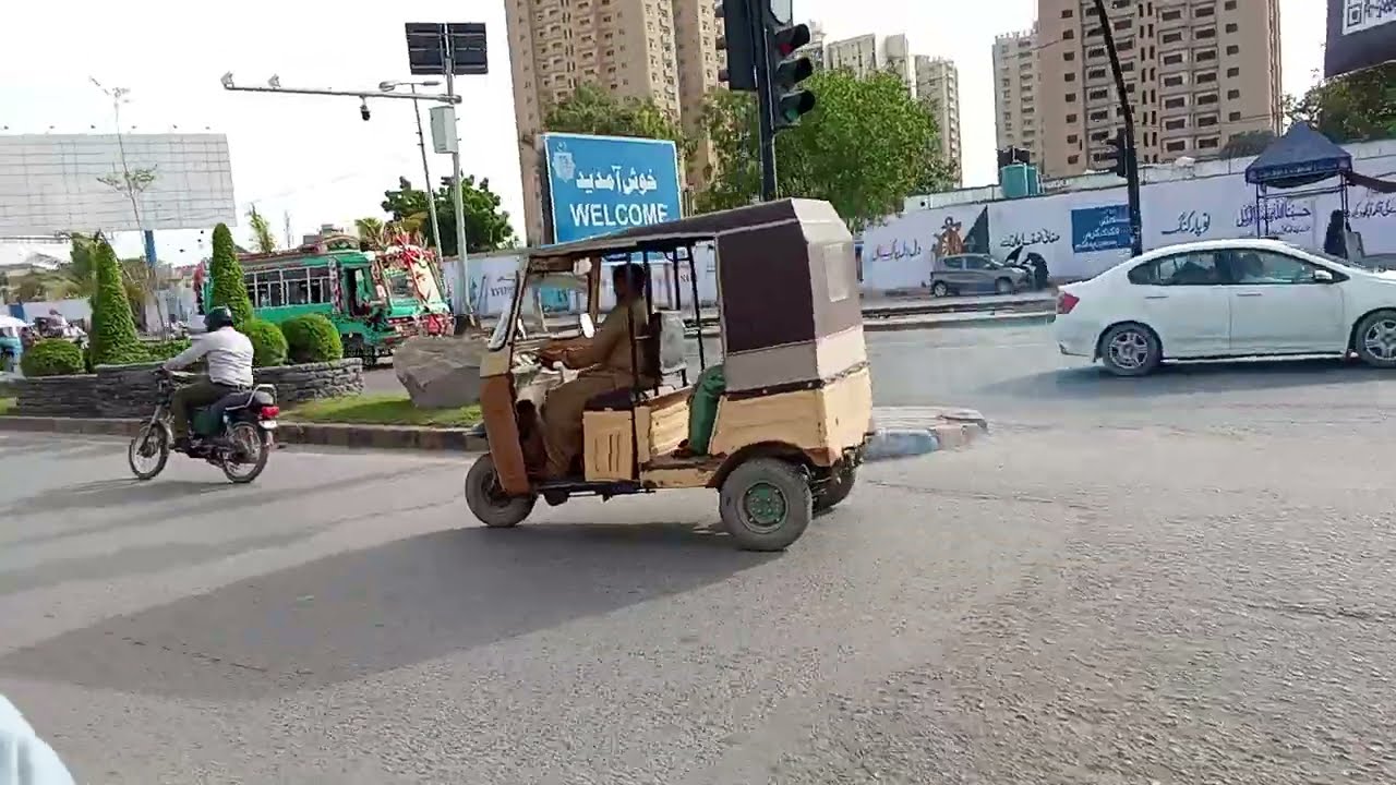 Pakistan 🇵🇰 Karachi, August -26-2025, Shahra-e-Faisal to kala pull road tour 