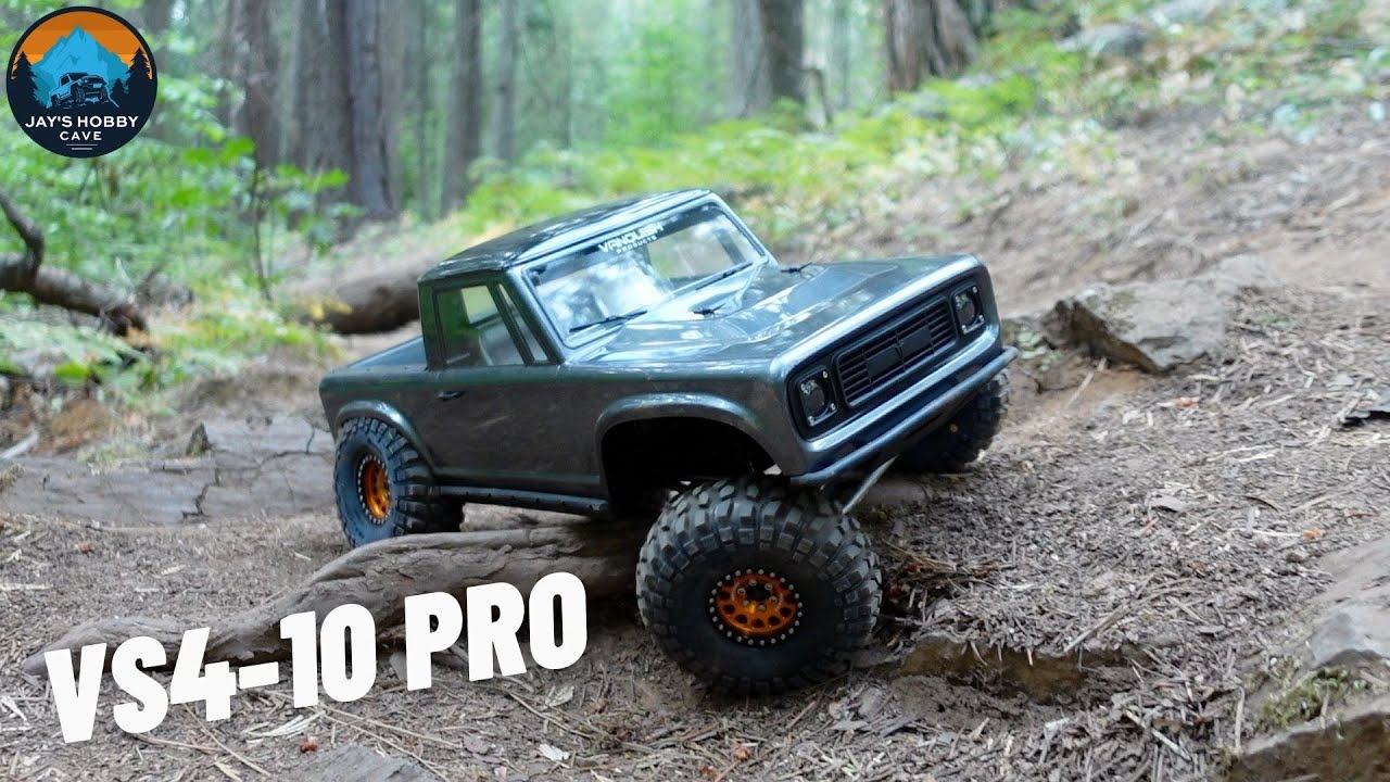 Vanquish VS4-10 Pro RC Rock Crawler On the Trail