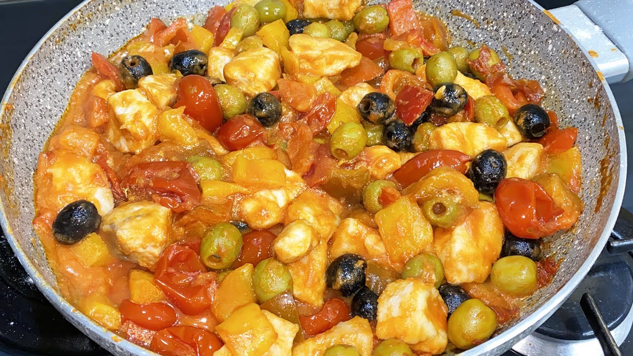 BOCCONCINI DI POLLO CON OLIVE E PEPERONI