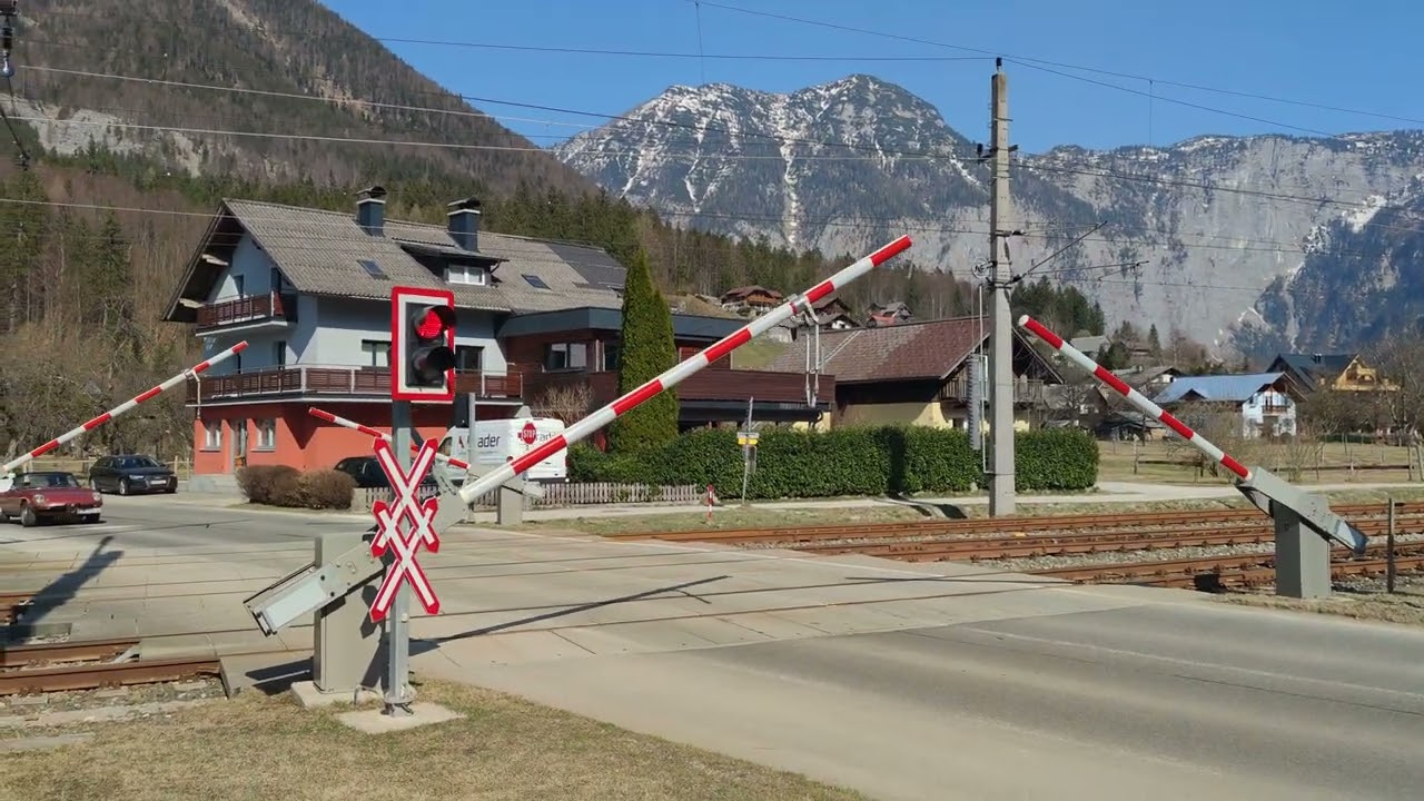 Bahnübergang Obertraun Hallstätter Landesstraße