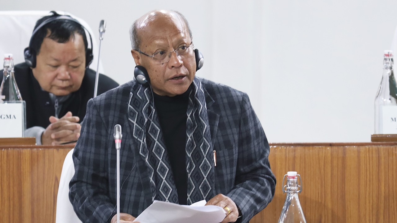 Pyntip u Dy CM ba haduh 658 ki nong Bangladesh ki la shah pynngat ha ka ain, 194 la pynphai pat