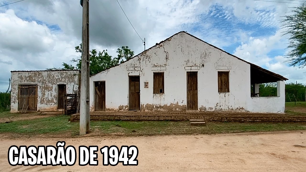 Casarão de 1942 com relíquias dentro no sertão cearense