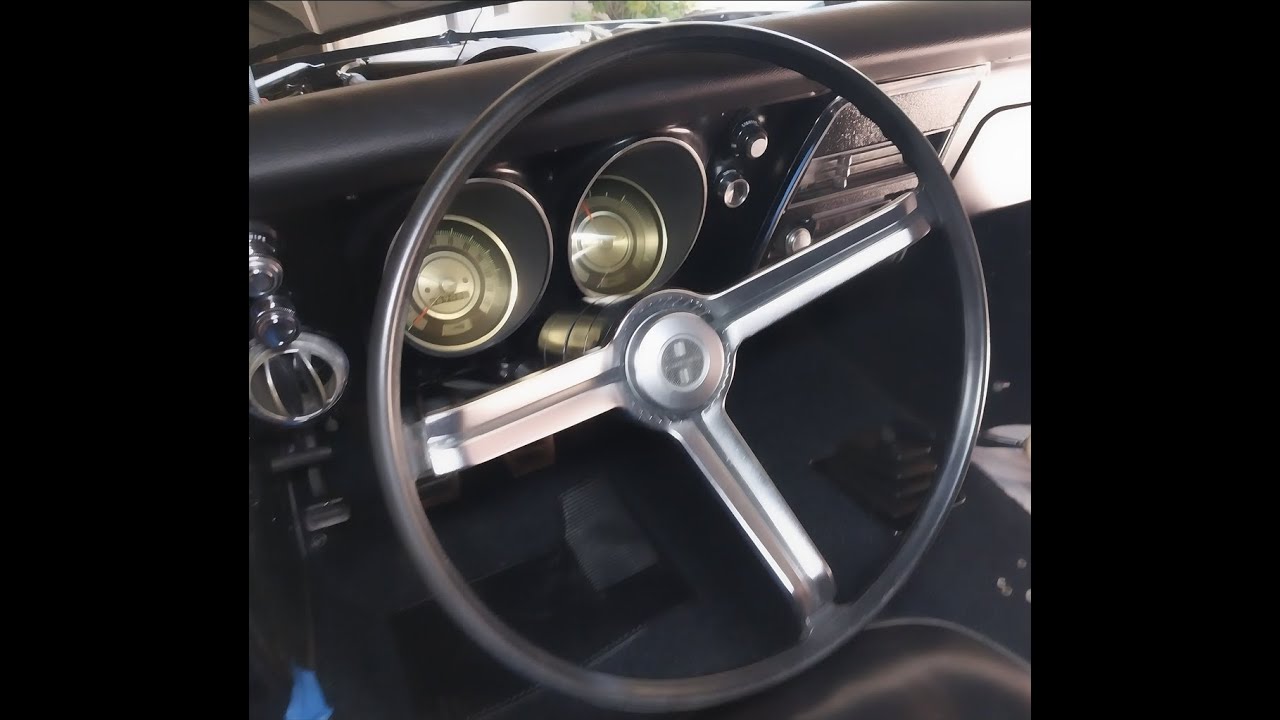 Установка рулевого колеса Camaro 1968 года: 410