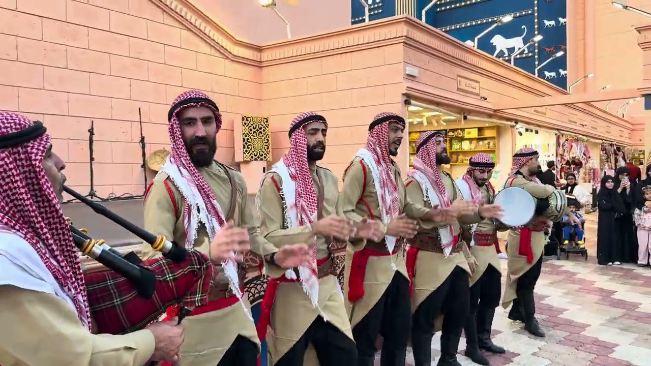 زفه اردنيه القريه العالميه دبي  فرقه الحان للفنون الشاميه 0502280920 لؤي سكر بركان الدبكه