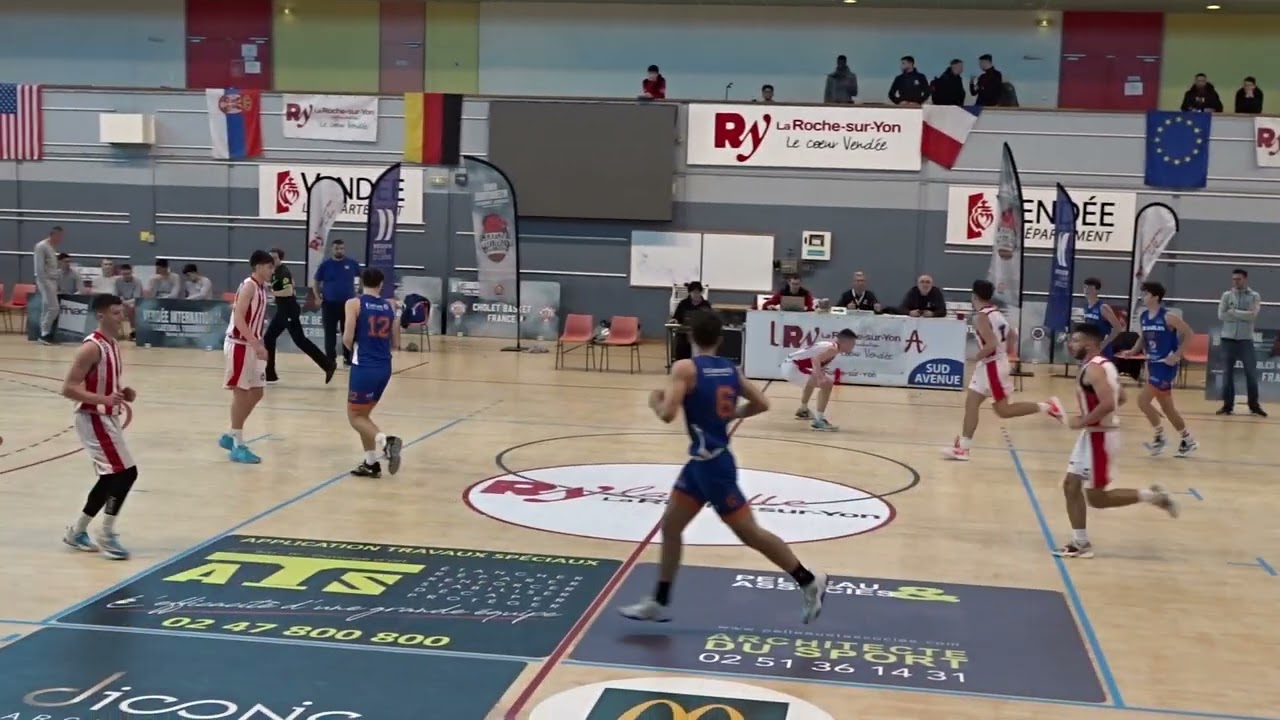 LSVB College Belgrade LSVB Alan B N&deg;12 Tournois VIB Vend&eacute;e International Basket 00049