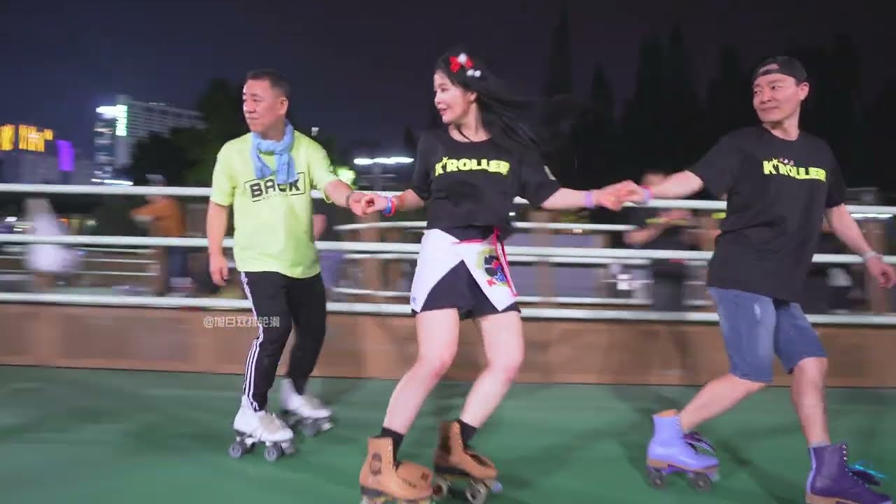 2023年12月30日，双排轮网友（中国内地、中国香港、韩国）见面会。 #rollerskating #롤러스케이트