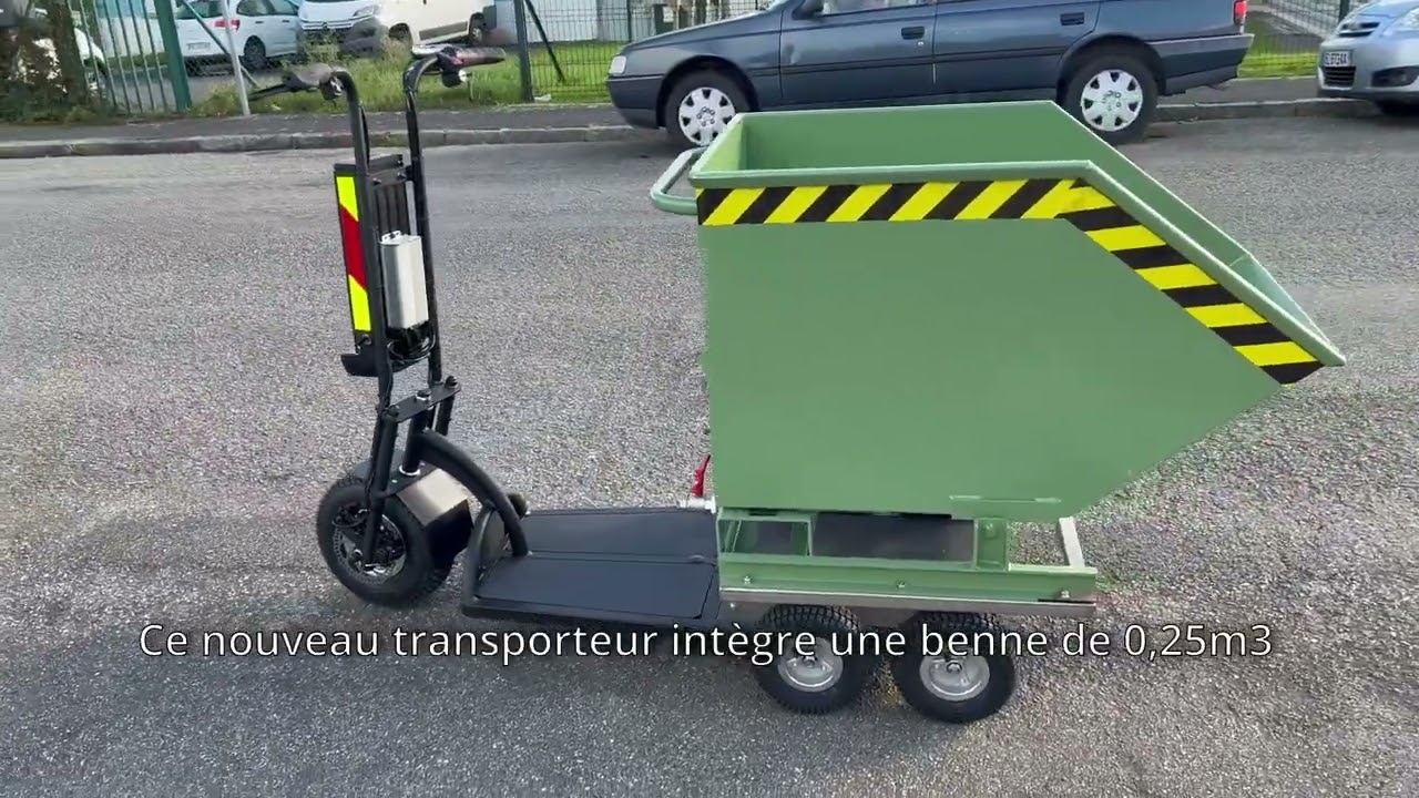 Transporteur électrique ROLL AND GO avec benne basculante à copeaux. Sur-mesure.