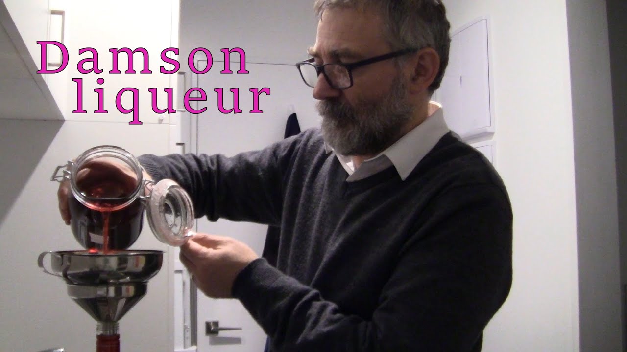 Damson plum liqueur from Gin or Vodka