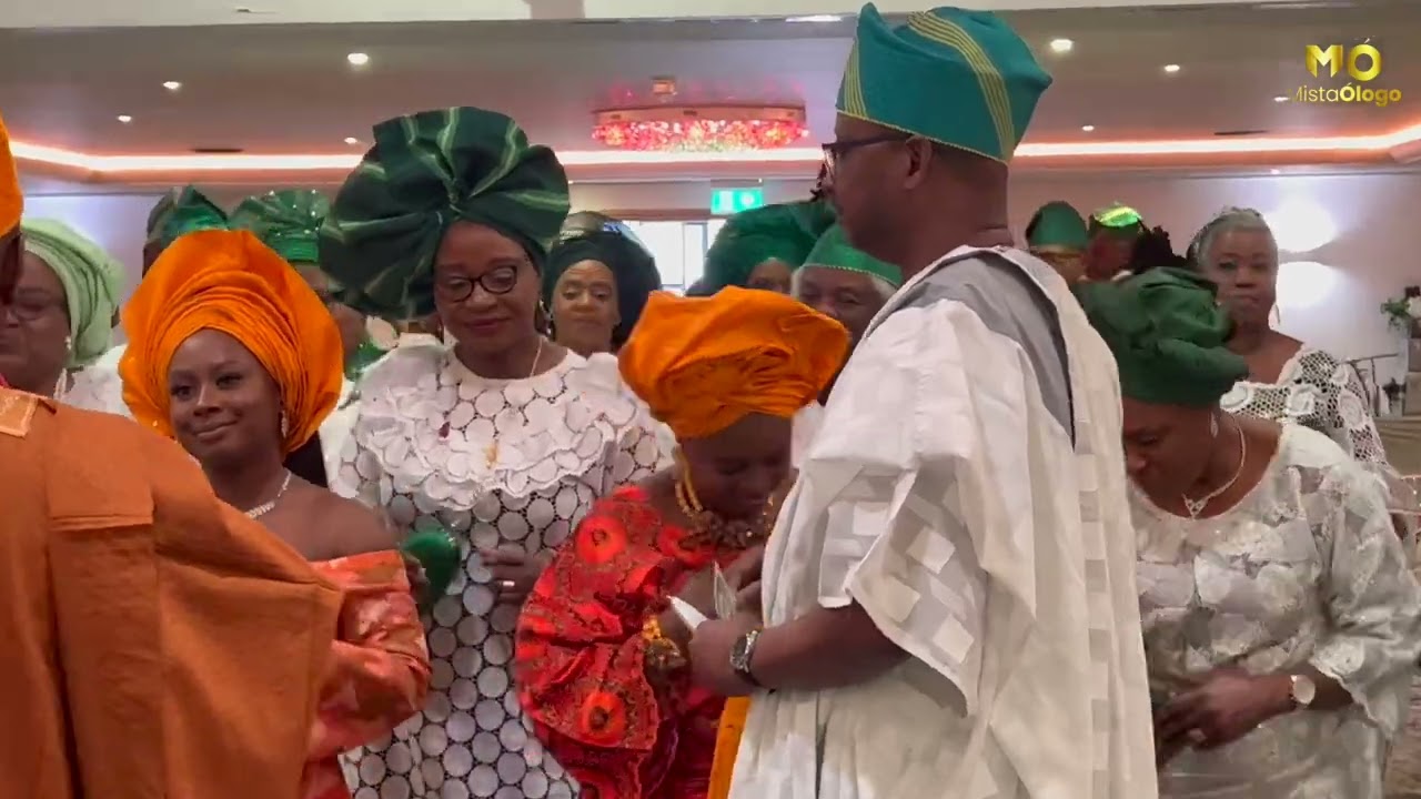 MistaOlogo for Eniafe & Dotun’s Traditional Wedding