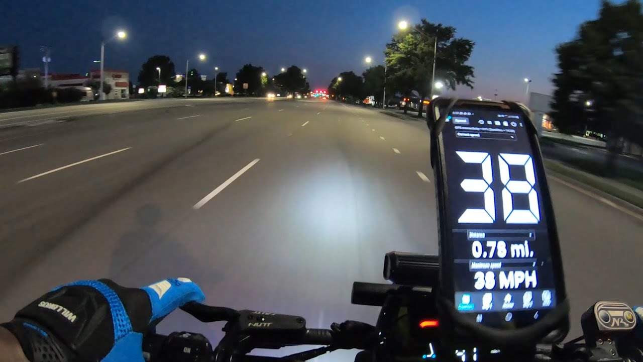 A short ride to Walmart on my Nanrobot D6+