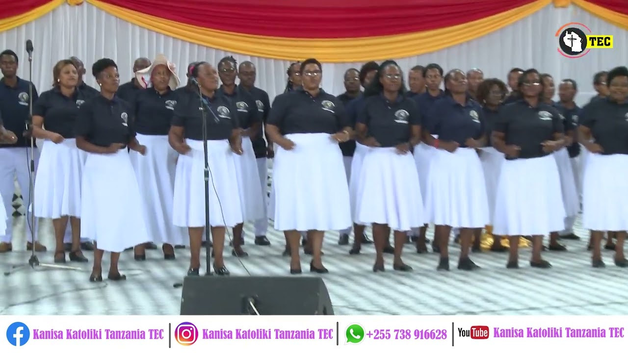 NIKIZIANGALIA MBINGU 'live version' || KWAYA KUU YA MT.CECILIA JIMBO KUU KATOLIKI ARUSHA