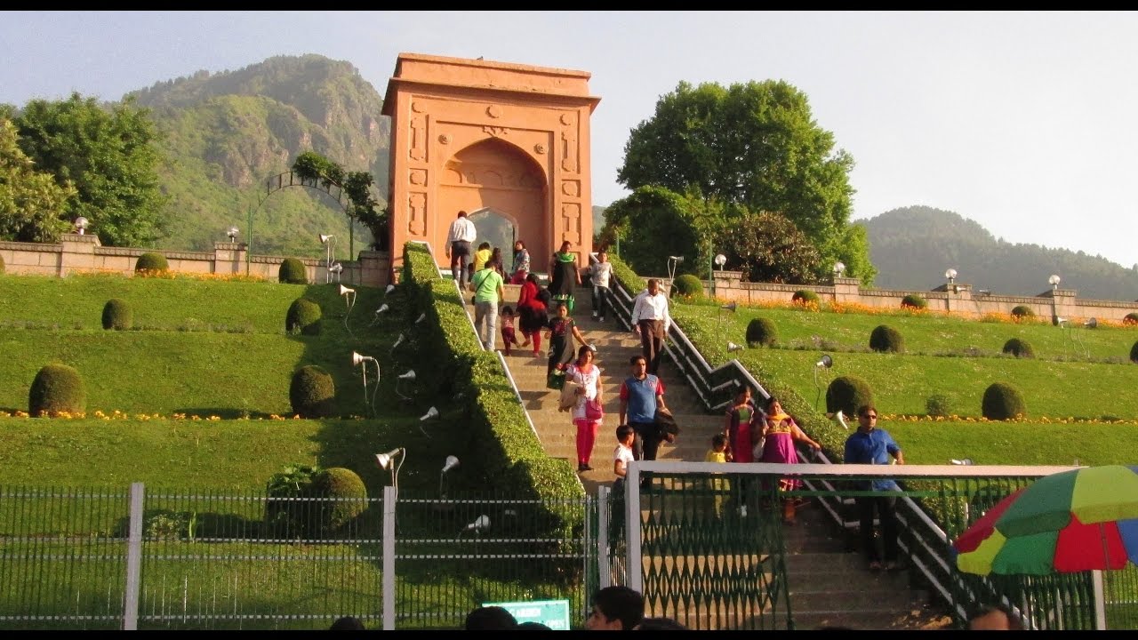 Chashme Shahi - Beautiful Mughal Garden at Srinagar, India - Kashmir Tourism  HD Video