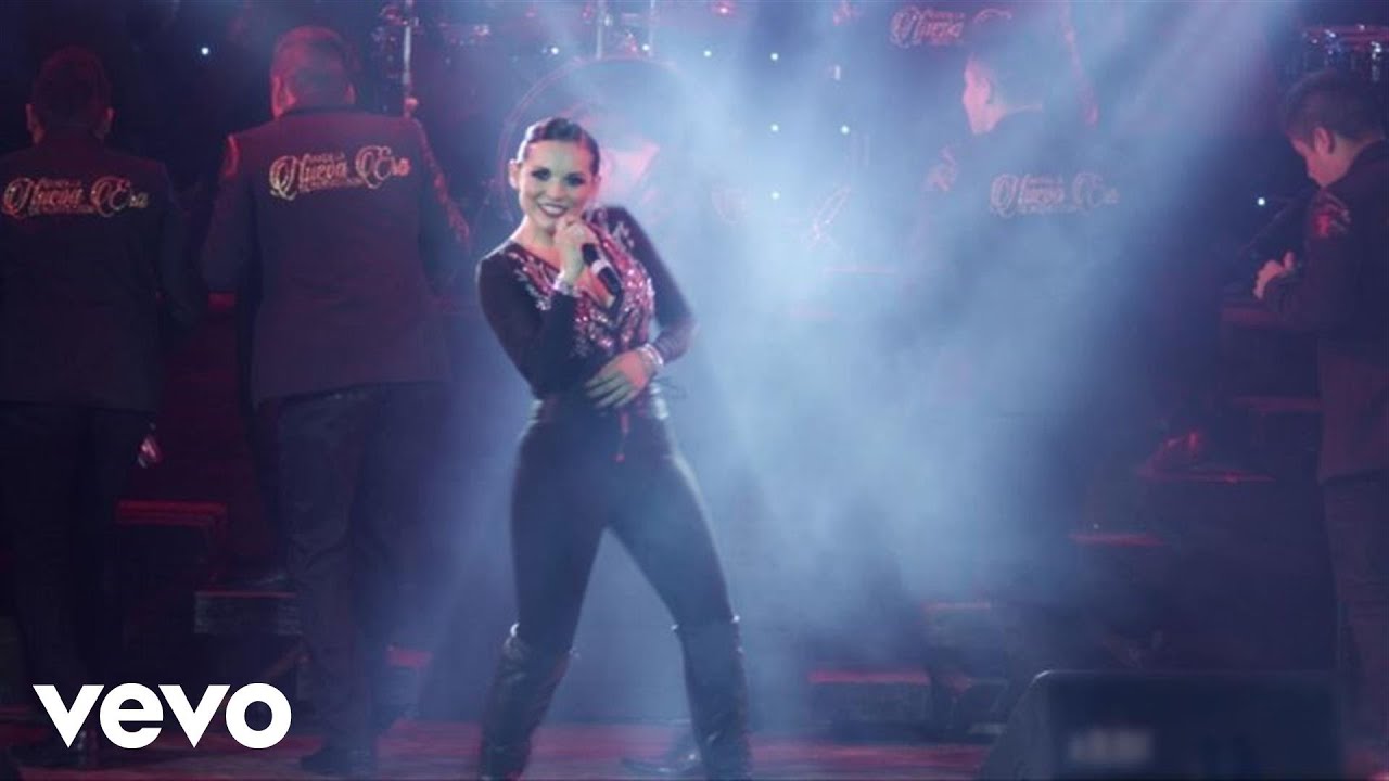 Karla Luna - La Enfiestada