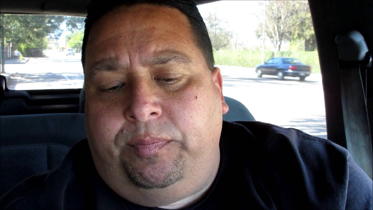 UNA MAS! Pineapple Thai Burrito REVIEW!