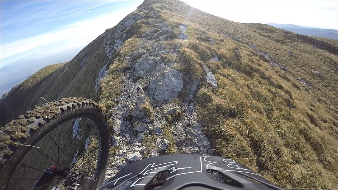 Crêtes du jura et Reculet à VTT