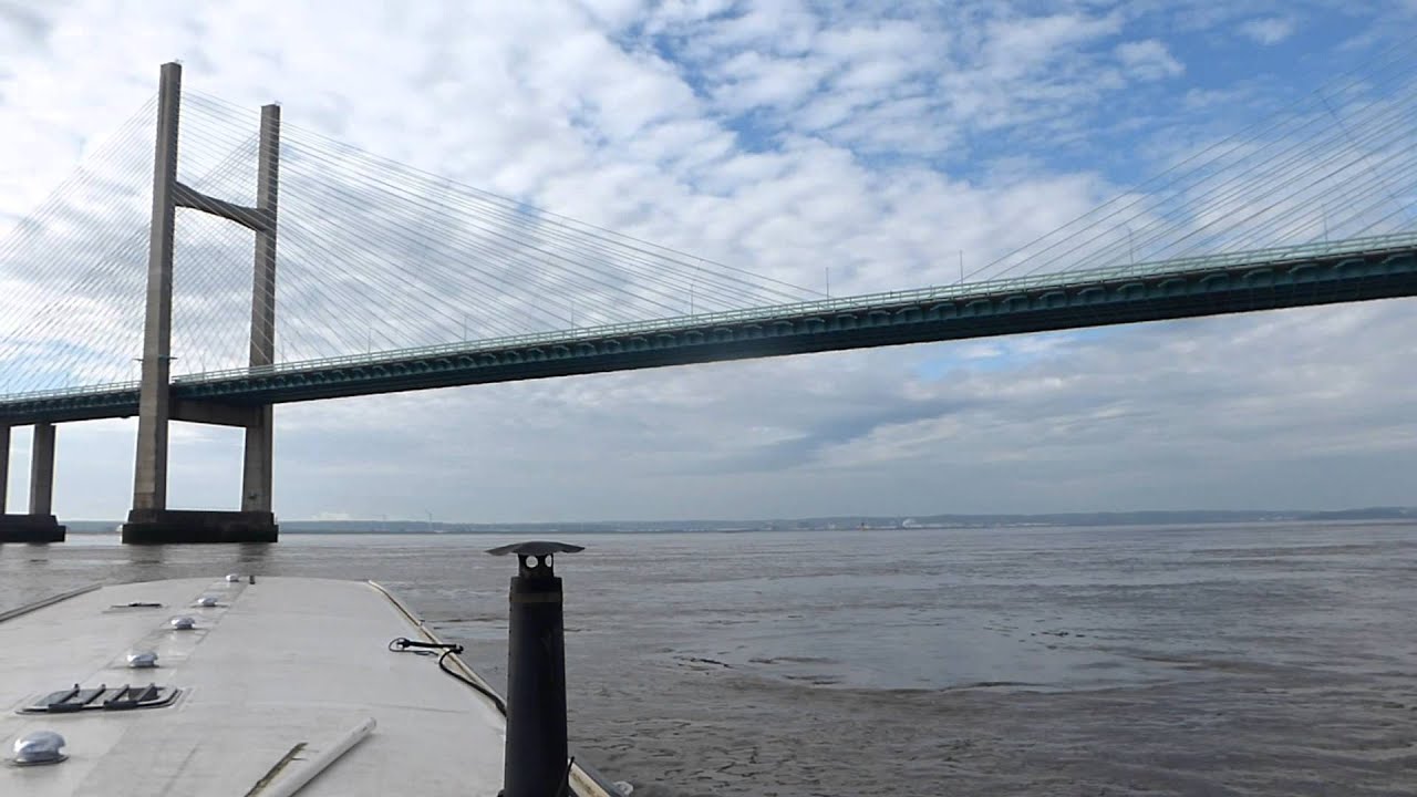 Sharpness to Portishead by narrowboat  -   2nd Severn Bridge