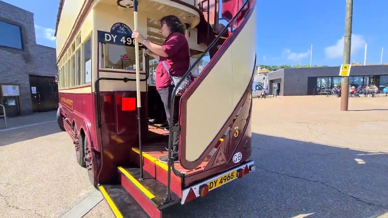 at 94 years old GUY motors DY4965  heads back to the depot