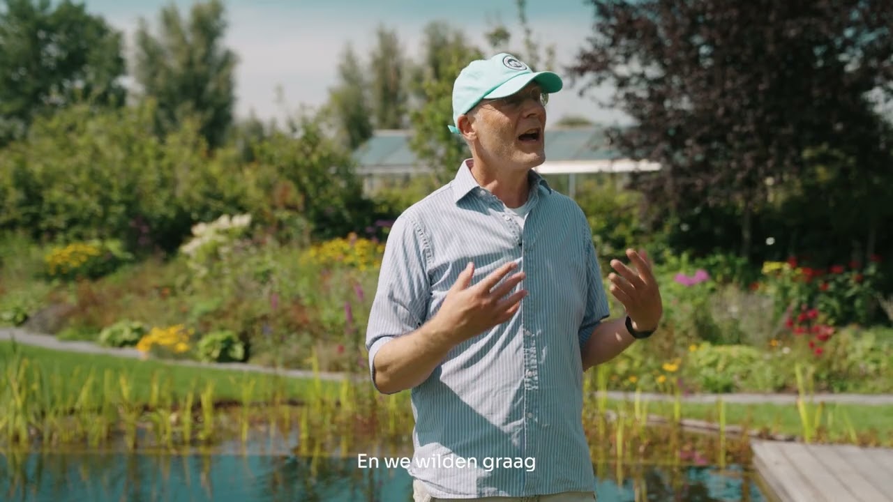 Klant verteld enthousiast over hun organische zwemvijver in het buitengebied van Emst in Gelderland