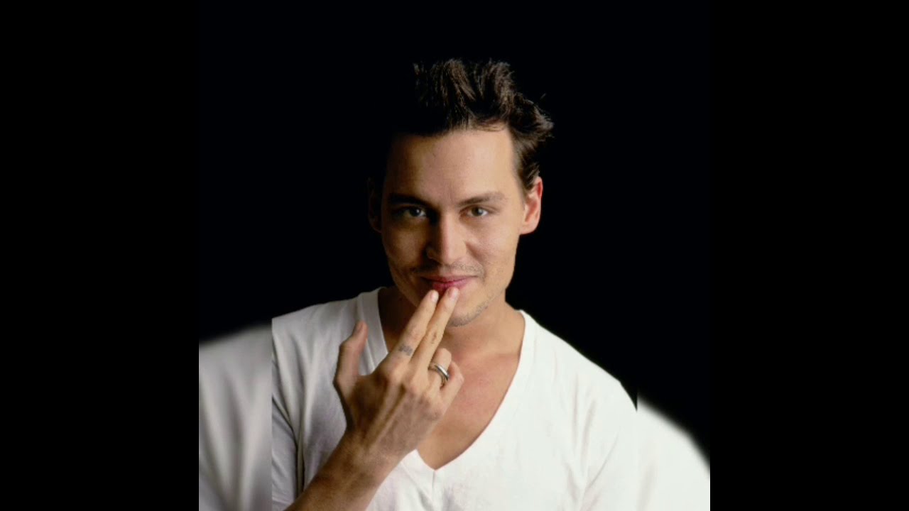 450+ fotos de Johnny Depp de todos los tiempos / Música POTC ☠  #JusticeForJohnnyDepp