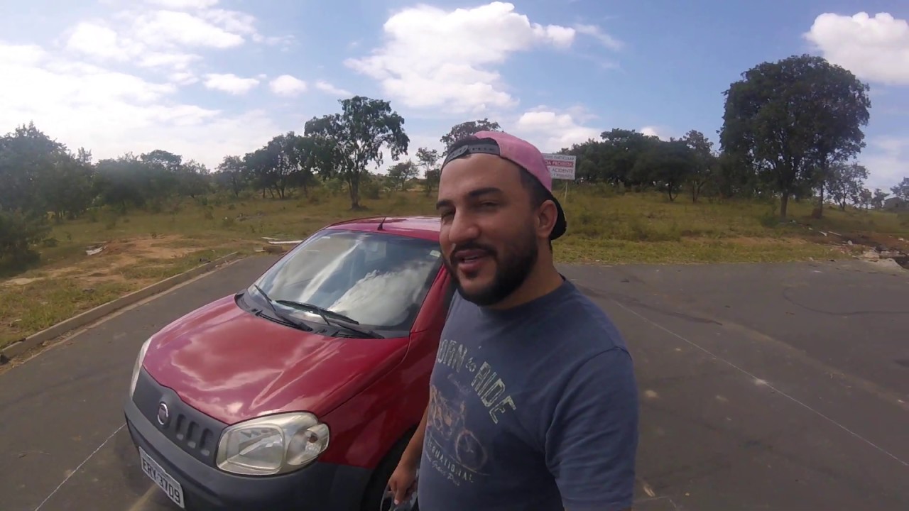 Fiat Uno Vivace Celebration 1.0  2012 (+ completo)