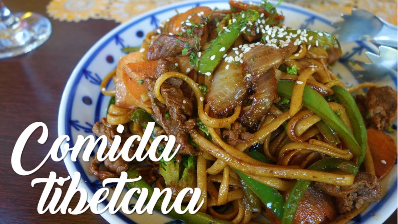 Comida tibetana e um jardim incr&iacute;vel