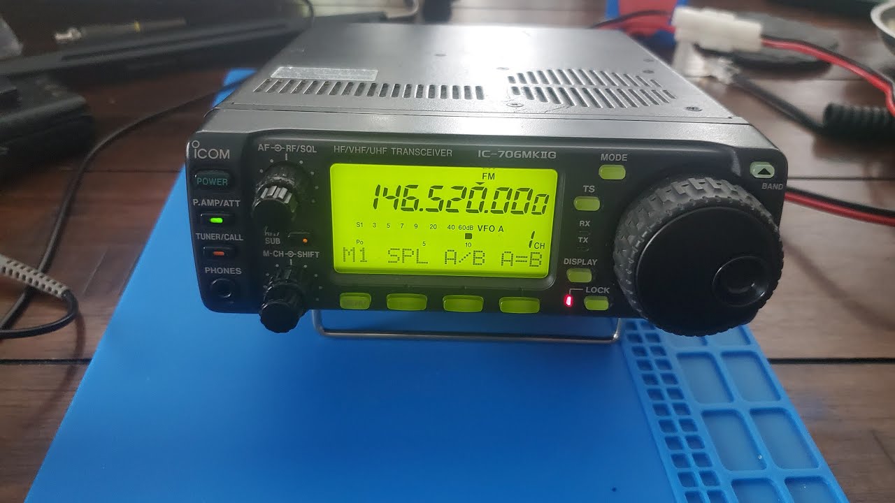 ICOM IC-706MKIIG Unboxing and not working. Bad PLL?  Part one - The No Code Tech.